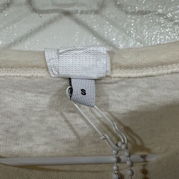 Ch. Carolina Herrera Mens Essential Oversized T Shirt Size Small Beige Crème - Picture 6 of 16